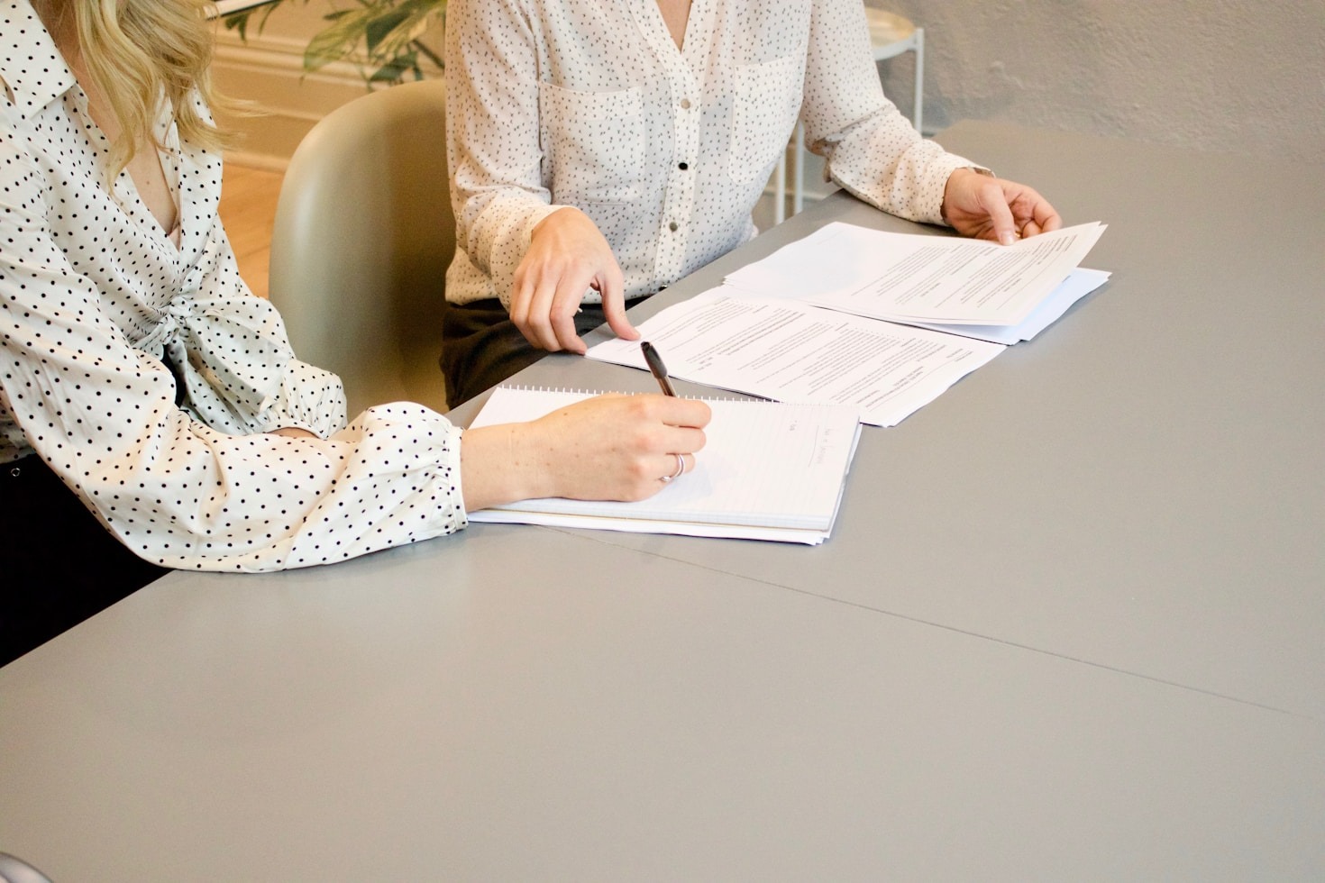 Cómo solicitar residencia en España: Guía práctica